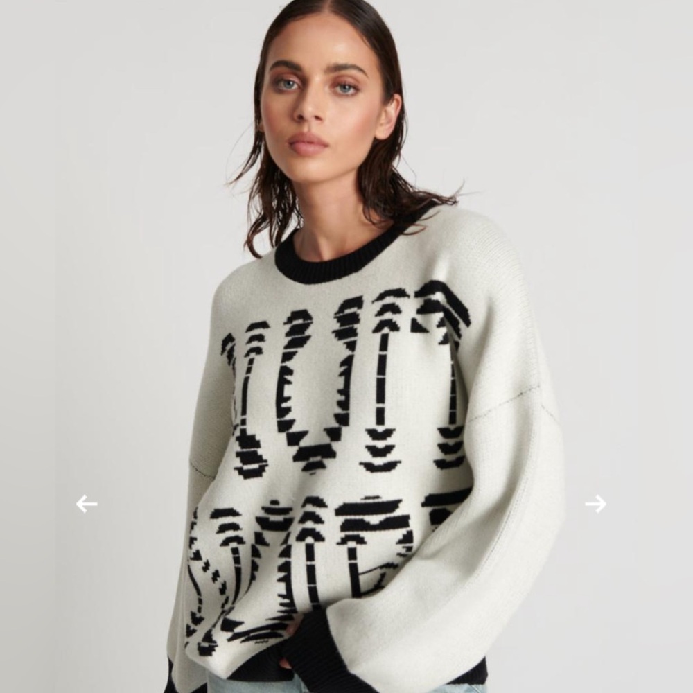 One Teaspoon NWT NUIT NOIRE Batwing Sweater SZ M 2024 Collection - Picture 1 of 7